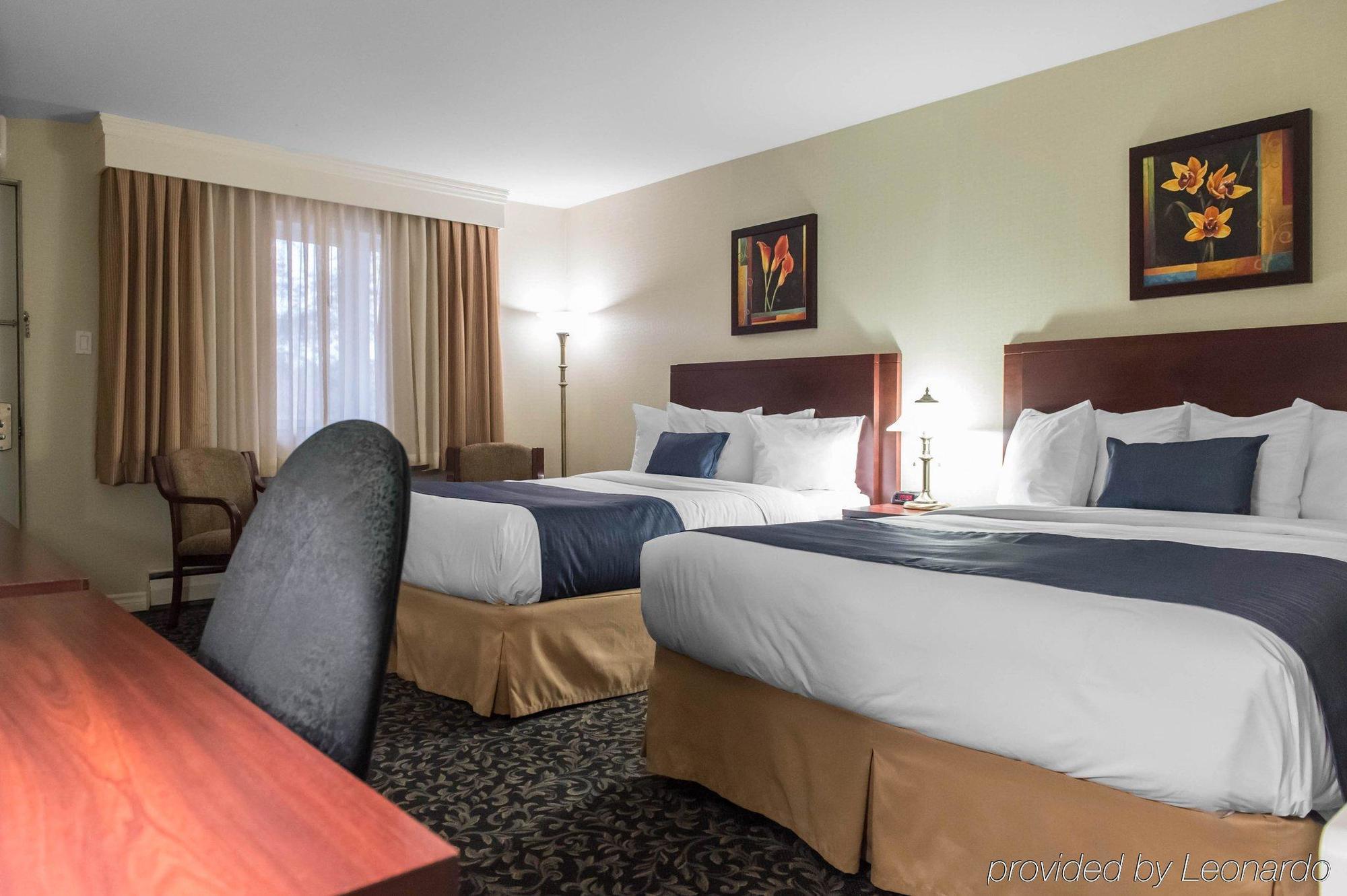 Quality Inn Mont-Laurier Buitenkant foto